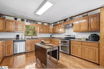 310 Holly Springs Road, Inman, SC 29349 - Photo 10