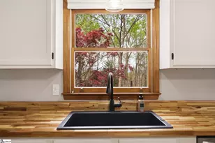 646 Flat Shoals Rd, Walhalla, SC 29691 - Photo 8