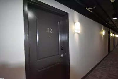 100 E Washington Street #Apt 32, Greenville, SC 29601 - Photo 2