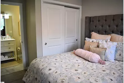 100 E Washington Street #Apt 32, Greenville, SC 29601 - Photo 14