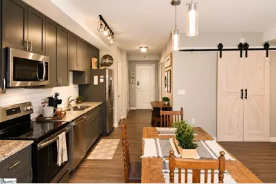 100 E Washington Street #Apt 32, Greenville, SC 29601 - Photo 4