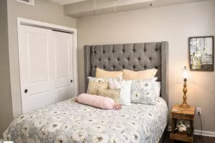 100 E Washington St, Greenville, SC 29601 - Photo 16