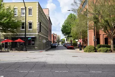 100 E Washington Street #Apt 32, Greenville, SC 29601 - Photo 28