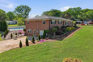 300 Bethel Dr, Mauldin, SC 29662 - Photo 2