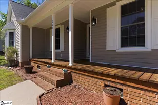 207 E Celestial Dr, Greer, SC 29651 - Photo 2