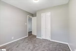 207 E Celestial Dr, Greer, SC 29651 - Photo 10