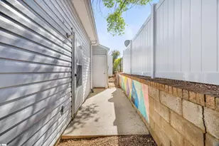 33 Huntress Dr, Greer, SC 29651 - Photo 22