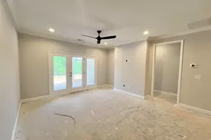 19 Hasbrook Ln, Greenville, SC 29607 - Photo 6