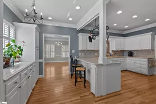 528 Riveredge Ct, Moore, SC 29369 - Photo 8