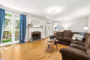 212 River Walk Dr, Simpsonville, SC 29681 - Photo 2