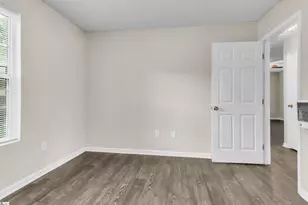 204 206 208 Sunnyside Dr, Greer, SC 29651 - Photo 10