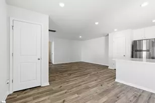 922 Powder Crk Dr, Reidville, SC 29375 - Photo 6