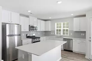 922 Powder Crk Dr, Reidville, SC 29375 - Photo 8