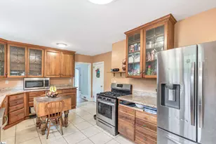 25 Central Ave, Honea Path, SC 29654 - Photo 6