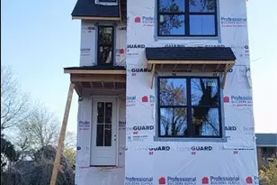 410 Oscar St, Greenville, SC 29601 - Photo 1