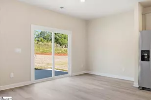 1556 Erindale Dr, Wellford, SC 29385 - Photo 10