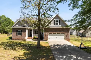 1008 Sylvia St, Greer, SC 29651 - Photo 2