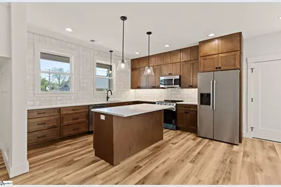 203 Delano Avenue, Greer, SC 29650 - Photo 8