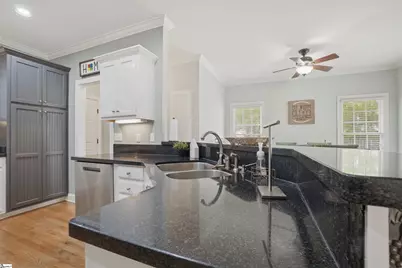 822 Tapestry Court, Boiling Springs, SC 29316 - Photo 18