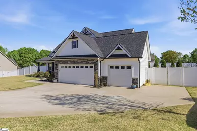404 Josie Way, Boiling Springs, SC 29316 - Photo 2