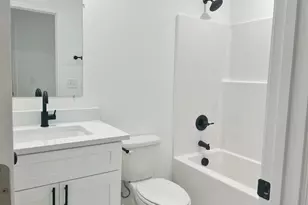 285/287 Scenic Ave, Campobello, SC 29322 - Photo 14