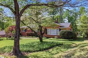 7 Dera St, Greenville, SC 29615 - Photo 2