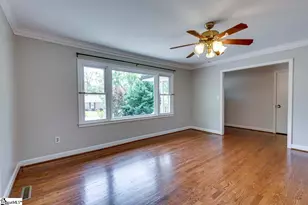 4 Wayne Dr, Taylors, SC 29687 - Photo 8