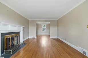 305 E Faris Rd, Greenville, SC 29605 - Photo 6