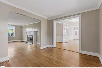 305 E Faris Road, Greenville, SC 29605 - Photo 16