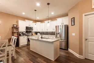 409 Trillium Creek Ct, Travelers Rest, SC 29690 - Photo 4