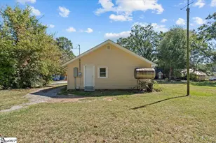 228 Grandview Dr, Spartanburg, SC 29303 - Photo 18