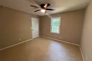 385 Wall St, Campobello, SC 29322 - Photo 34