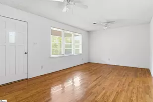 572 Wildwood Dr, Spartanburg, SC 29306 - Photo 6