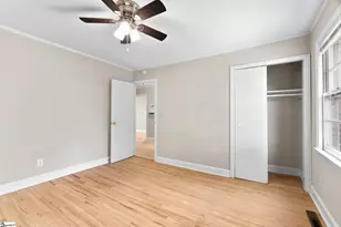 607 W Farley Ave, Laurens, SC 29360 - Photo 26