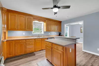 466 Mile Creek Road, Pickens, SC 29671 - Photo 10