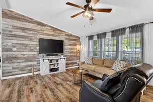 107 Lakeview Dr, Inman, SC 29349 - Photo 8