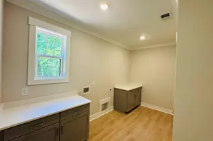 106 Armory Ct, Ninety Six, SC 29666 - Photo 8