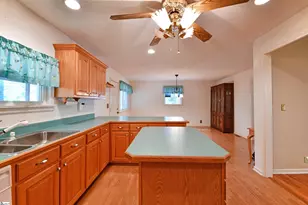 125 Fleetwood Dr, Liberty, SC 29657 - Photo 12