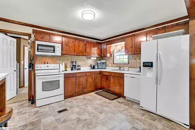 82 Laredo Drive, Gray Court, SC 29645 - Photo 12
