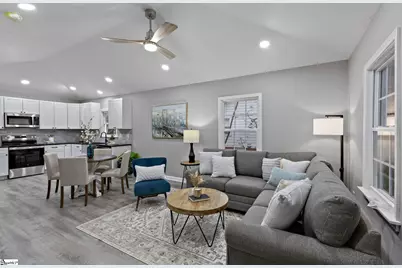 9 Brooks Avenue, Greenville, SC 29617 - Photo 2