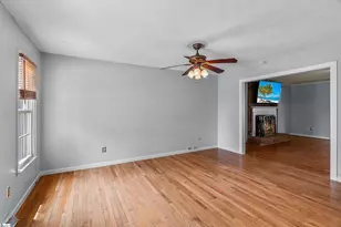 106 Ryan St, Taylors, SC 29687 - Photo 6