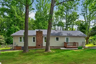234 Greencreek Dr, Spartanburg, SC 29301 - Photo 2
