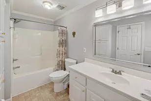 111 Brooke Lee Cir, Taylors, SC 29687 - Photo 6