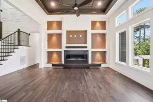 44 Village Crest Dr, Greenville, SC 29607 - Photo 2