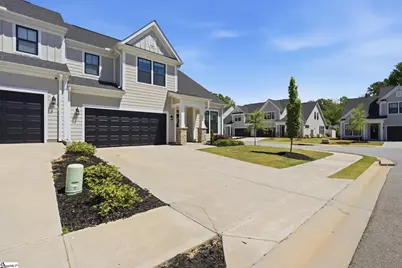 400 Water Garden Place, Mauldin, SC 29681 - Photo 2