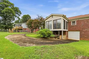 126 W Circle Ave, Greenville, SC 29607 - Photo 22