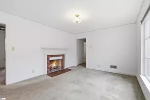 126 W Circle Ave, Greenville, SC 29607 - Photo 4