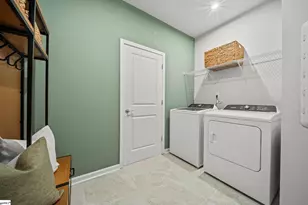 405 Garvin Ct, Greenville, SC 29690 - Photo 6