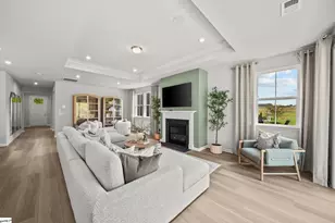 405 Garvin Ct, Greenville, SC 29690 - Photo 10