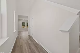 111 Leacock Dr, Fountain Inn, SC 29644 - Photo 2